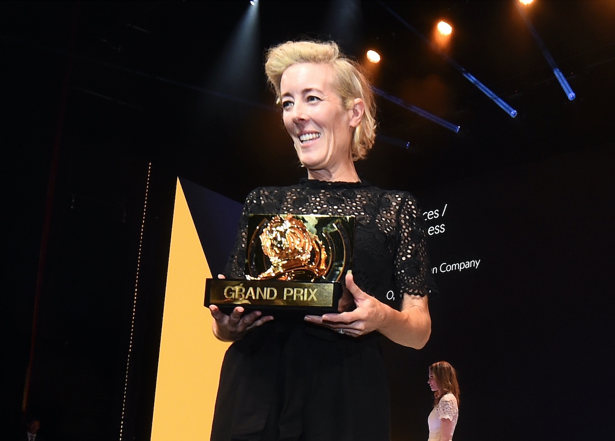 Colenso BBDO picks up the Cannes Radio & Audio Lions Grand Prix for Skinny ‘Phone It In’